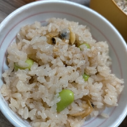 2合で、調味料を気持ち少し減らして作りました。
あさりと枝豆合いますね！美味しかったです◎